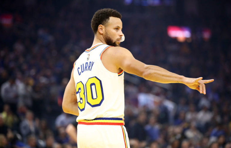 jugadores NBA mejor pagados en 2021